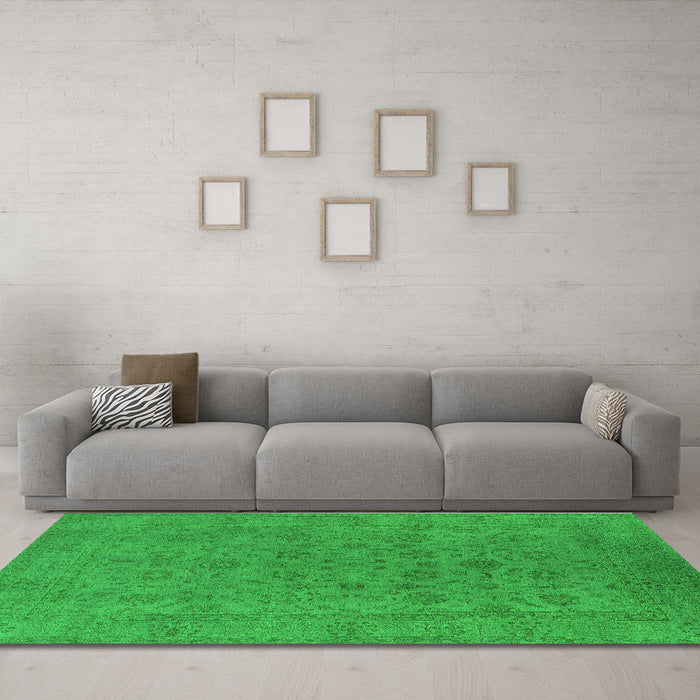 Machine Washable Oriental Green Industrial Area Rugs in a Living Room,, wshurb1600grn