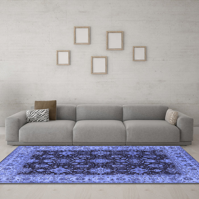 Machine Washable Oriental Blue Industrial Rug in a Living Room, wshurb1601blu