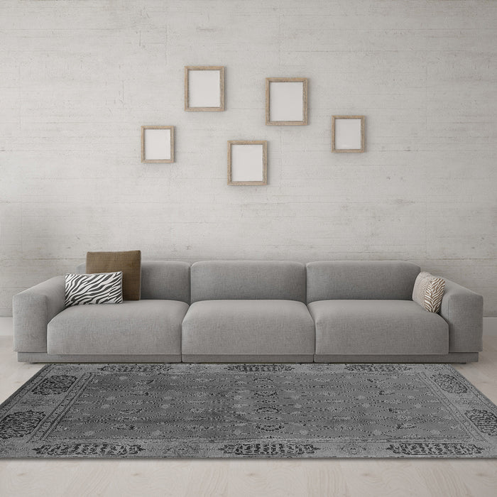 Machine Washable Oriental Gray Industrial Rug in a Living Room,, wshurb1602gry