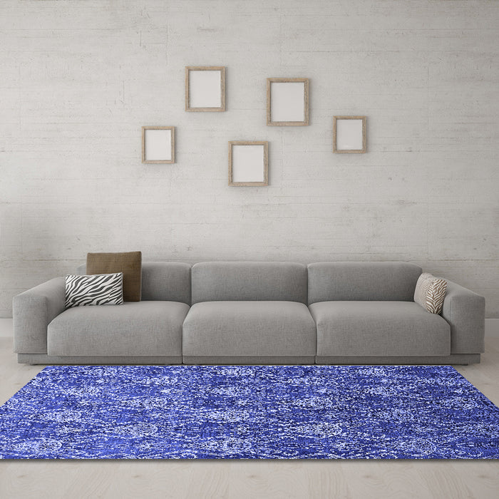 Machine Washable Oriental Blue Industrial Rug in a Living Room, wshurb1604blu