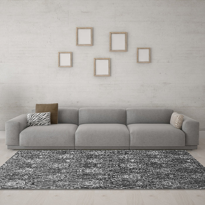 Machine Washable Oriental Gray Industrial Rug in a Living Room,, wshurb1604gry