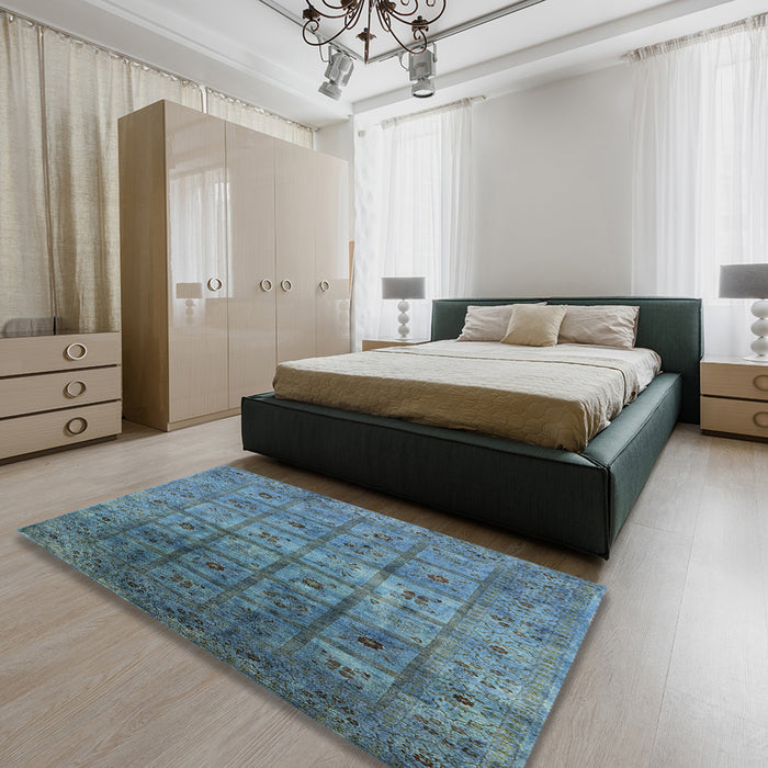 Machine Washable Industrial Modern Greenish Blue Green Rug in a Bedroom, wshurb1605