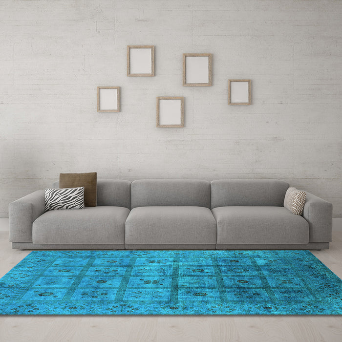 Machine Washable Oriental Light Blue Industrial Rug in a Living Room, wshurb1605lblu