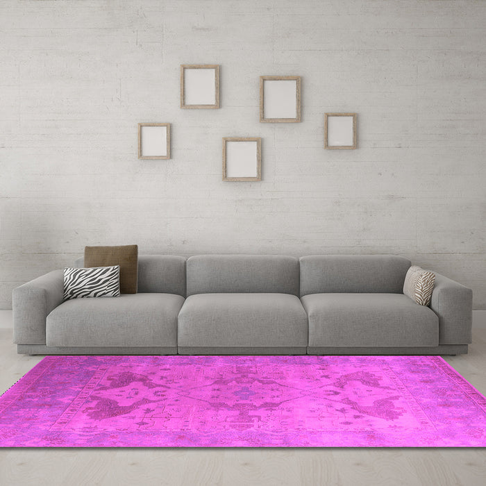 Machine Washable Oriental Pink Industrial Rug in a Living Room, wshurb1607pnk