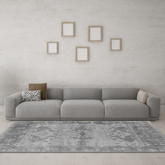 Machine Washable Oriental Gray Industrial Rug in a Living Room,, wshurb1608gry