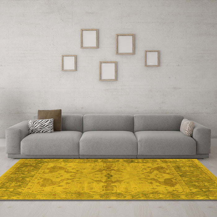 Machine Washable Oriental Yellow Industrial Rug in a Living Room, wshurb1608yw