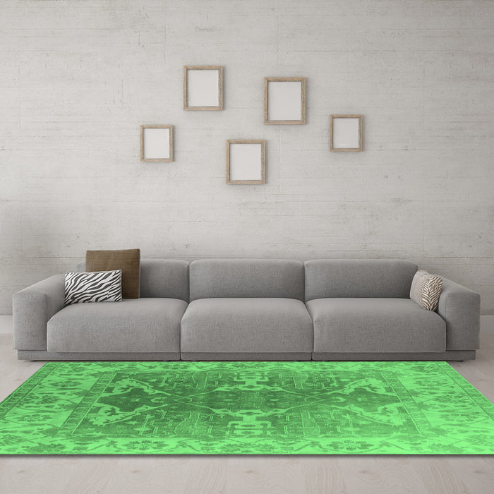 Machine Washable Oriental Emerald Green Industrial Area Rugs in a Living Room,, wshurb1609emgrn