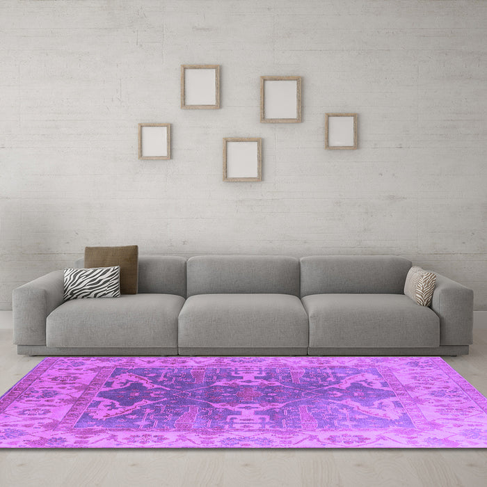 Machine Washable Oriental Purple Industrial Area Rugs in a Living Room, wshurb1609pur