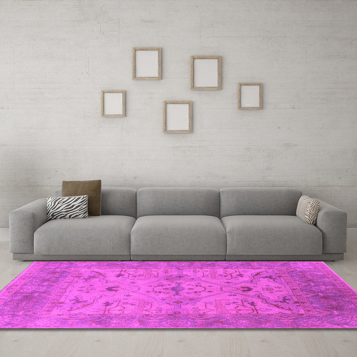 Machine Washable Oriental Pink Industrial Rug in a Living Room, wshurb1610pnk