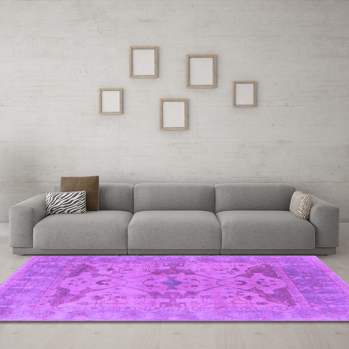 Machine Washable Oriental Purple Industrial Area Rugs in a Living Room, wshurb1613pur