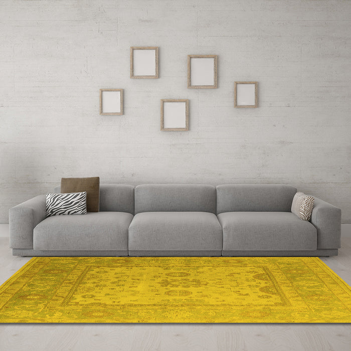 Machine Washable Oriental Yellow Industrial Rug in a Living Room, wshurb1616yw