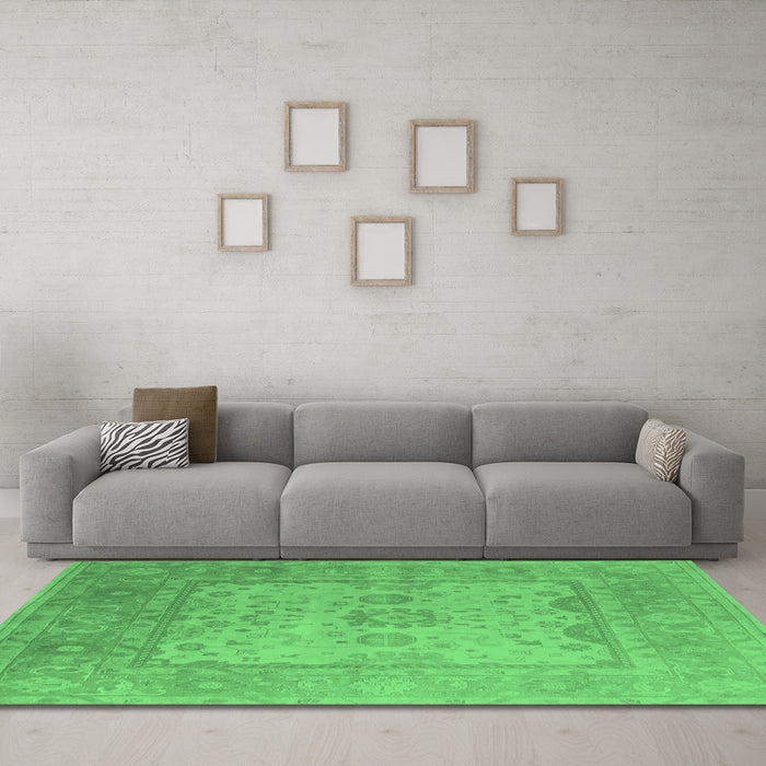 Machine Washable Oriental Emerald Green Industrial Area Rugs in a Living Room,, wshurb1616emgrn