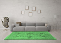 Machine Washable Oriental Emerald Green Industrial Area Rugs in a Living Room,, wshurb1617emgrn