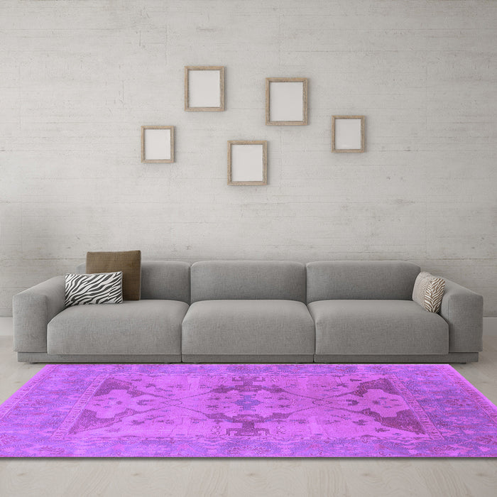 Machine Washable Oriental Purple Industrial Area Rugs in a Living Room, wshurb1617pur