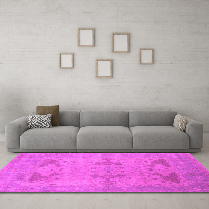 Machine Washable Oriental Pink Industrial Rug in a Living Room, wshurb1618pnk