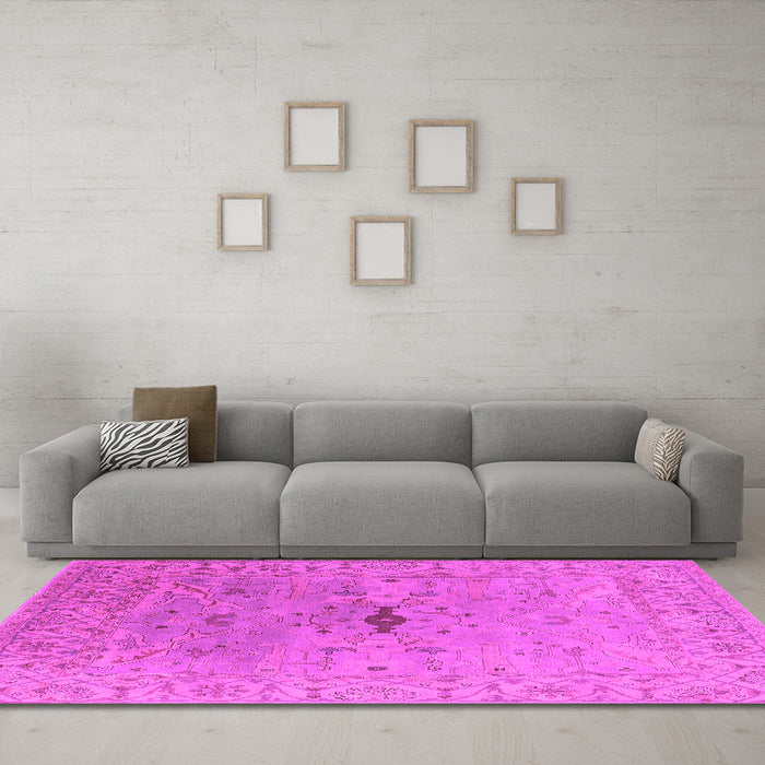 Machine Washable Oriental Pink Industrial Rug in a Living Room, wshurb1619pnk