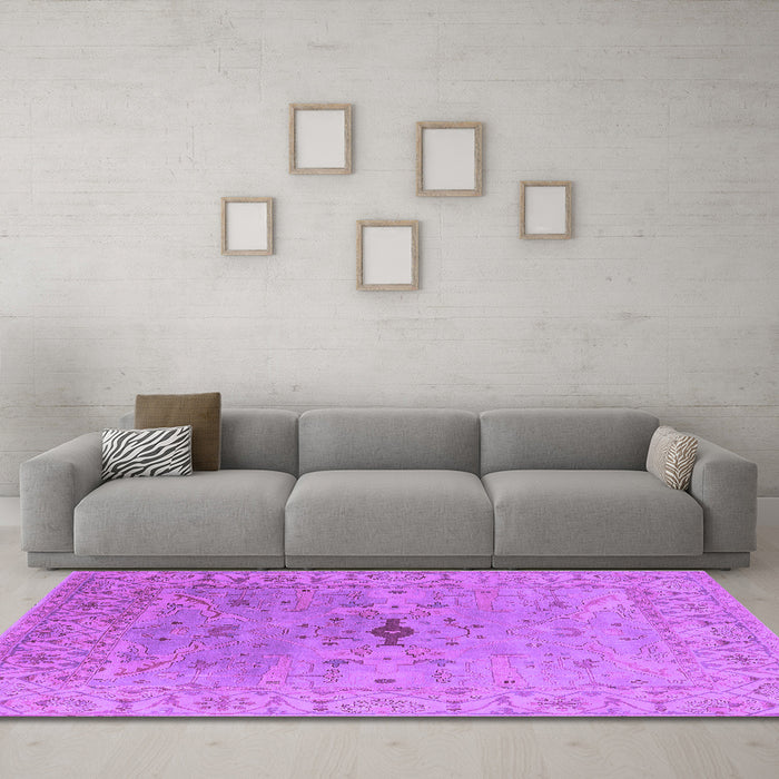 Machine Washable Oriental Purple Industrial Area Rugs in a Living Room, wshurb1619pur