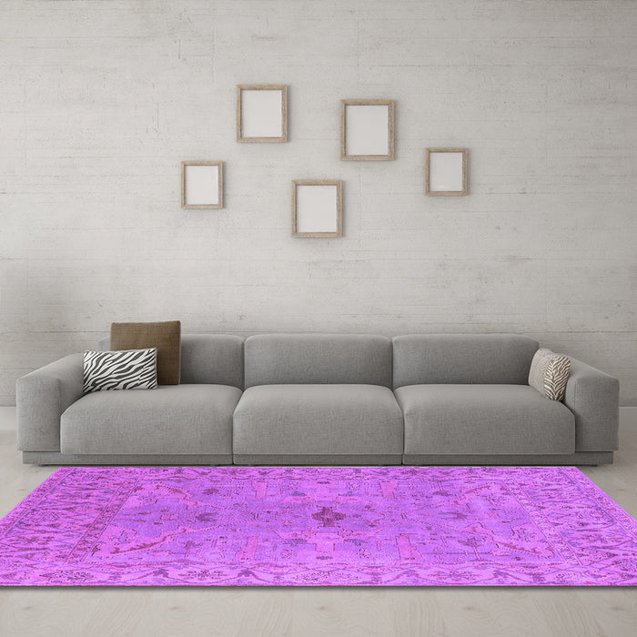 Machine Washable Oriental Purple Industrial Area Rugs in a Living Room, wshurb1621pur