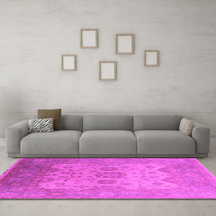 Machine Washable Oriental Pink Industrial Rug in a Living Room, wshurb1625pnk