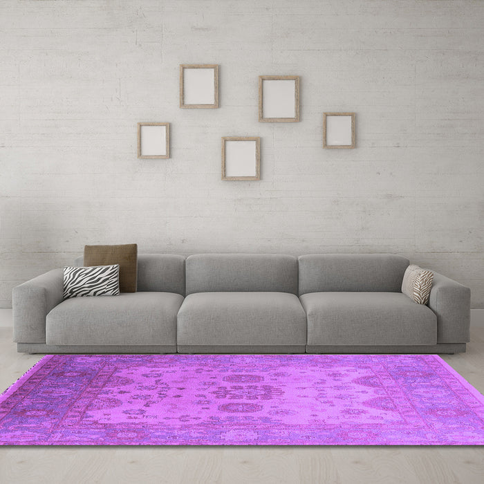 Machine Washable Oriental Purple Industrial Area Rugs in a Living Room, wshurb1625pur