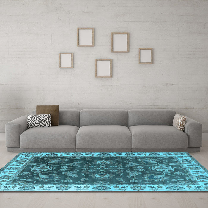 Machine Washable Oriental Light Blue Industrial Rug in a Living Room, wshurb1627lblu