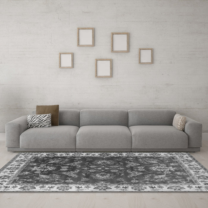 Machine Washable Oriental Gray Industrial Rug in a Living Room,, wshurb1627gry