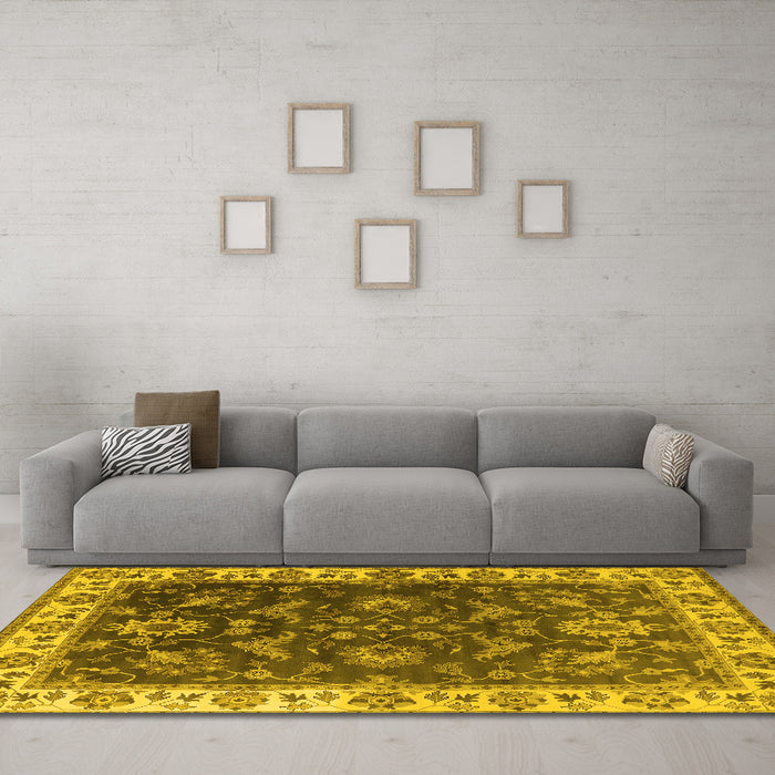 Machine Washable Oriental Yellow Industrial Rug in a Living Room, wshurb1627yw