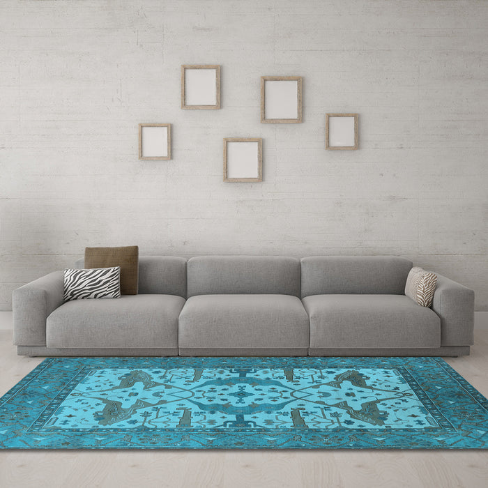Machine Washable Oriental Light Blue Industrial Rug in a Living Room, wshurb1629lblu