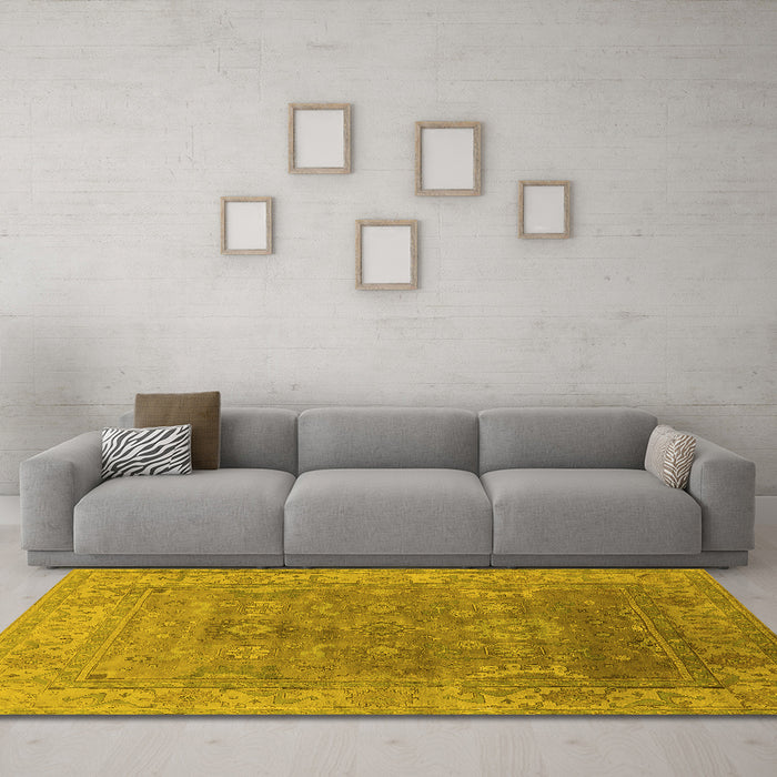 Machine Washable Oriental Yellow Industrial Rug in a Living Room, wshurb1630yw