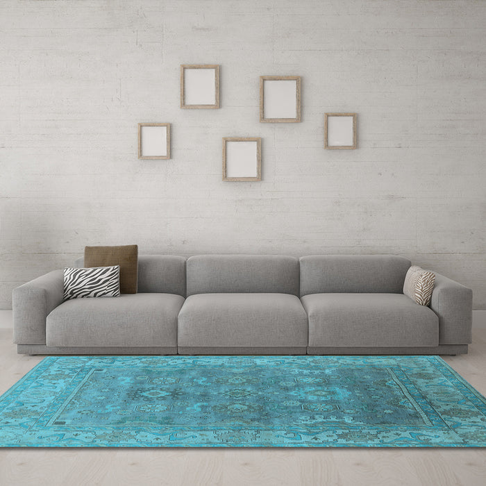 Machine Washable Oriental Light Blue Industrial Rug in a Living Room, wshurb1630lblu