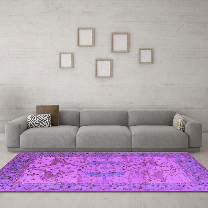 Machine Washable Oriental Purple Industrial Area Rugs in a Living Room, wshurb1631pur