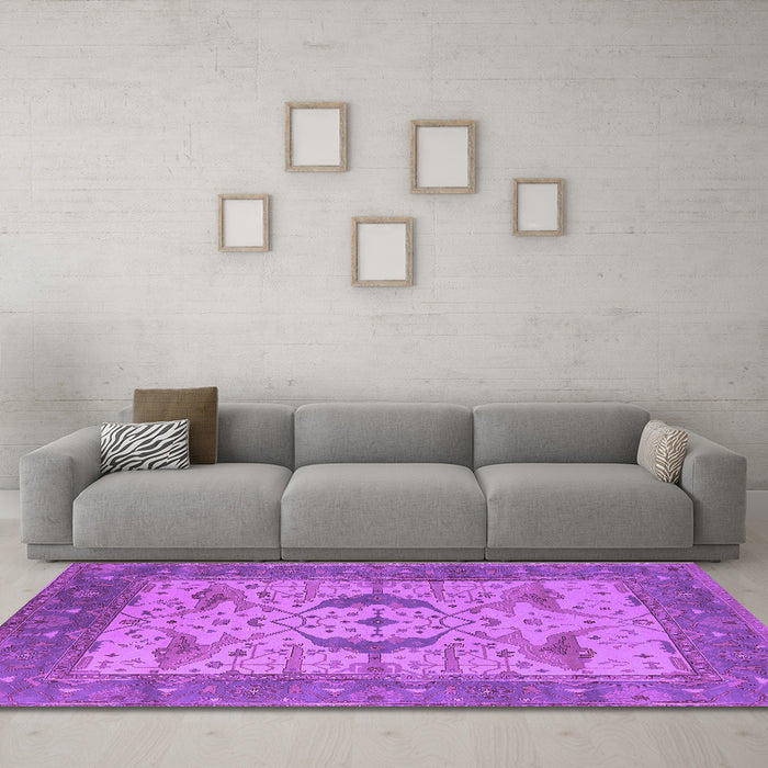 Machine Washable Oriental Purple Industrial Area Rugs in a Living Room, wshurb1632pur