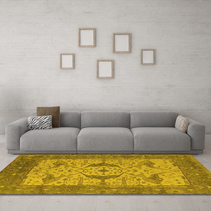 Machine Washable Oriental Yellow Industrial Rug in a Living Room, wshurb1632yw