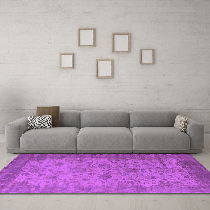 Machine Washable Oriental Purple Industrial Area Rugs in a Living Room, wshurb1633pur