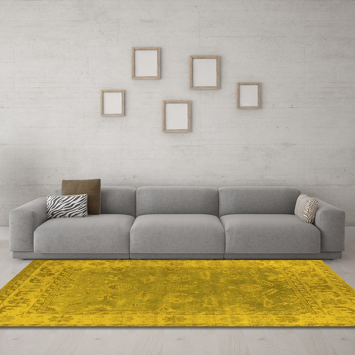 Machine Washable Oriental Yellow Industrial Rug in a Living Room, wshurb1638yw