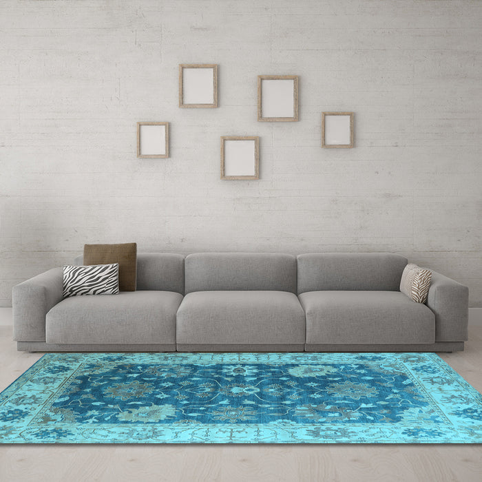 Machine Washable Oriental Light Blue Industrial Rug in a Living Room, wshurb1641lblu