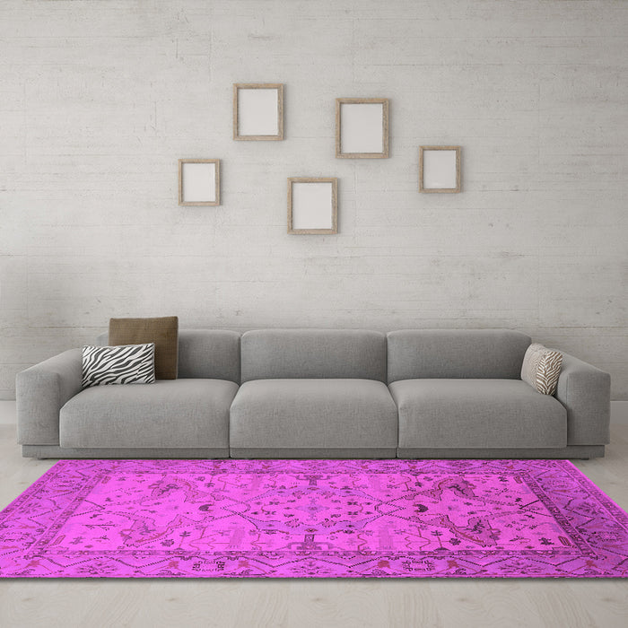 Machine Washable Oriental Pink Industrial Rug in a Living Room, wshurb1644pnk