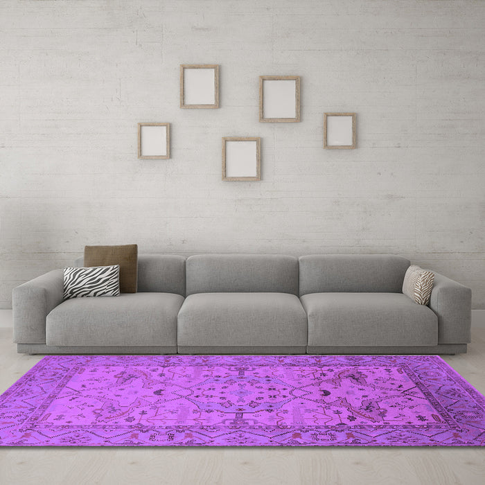 Machine Washable Oriental Purple Industrial Area Rugs in a Living Room, wshurb1644pur