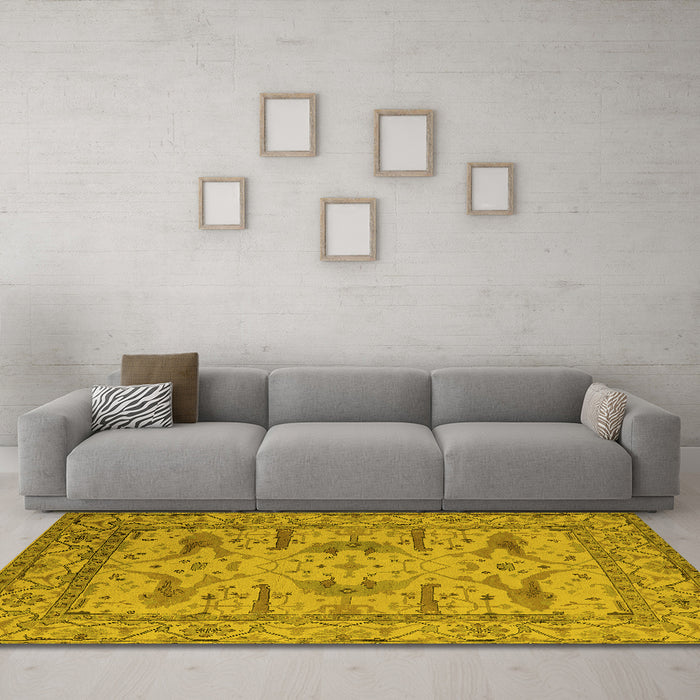 Machine Washable Oriental Yellow Industrial Rug in a Living Room, wshurb1646yw