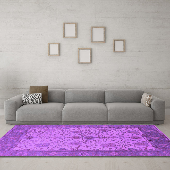 Machine Washable Oriental Purple Industrial Area Rugs in a Living Room, wshurb1648pur