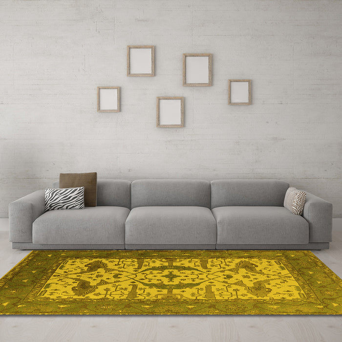 Machine Washable Oriental Yellow Industrial Rug in a Living Room, wshurb1649yw