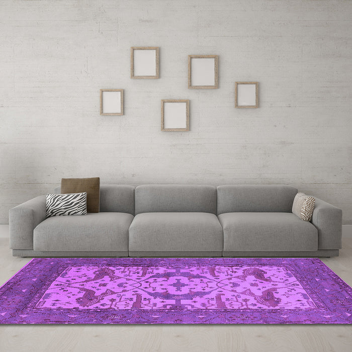 Machine Washable Oriental Purple Industrial Area Rugs in a Living Room, wshurb1650pur
