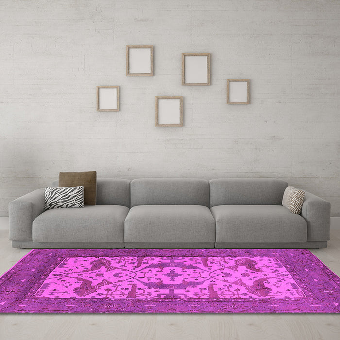 Machine Washable Oriental Pink Industrial Rug in a Living Room, wshurb1650pnk