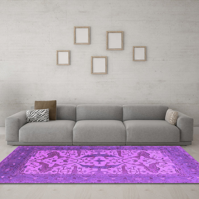 Machine Washable Oriental Purple Industrial Area Rugs in a Living Room, wshurb1651pur
