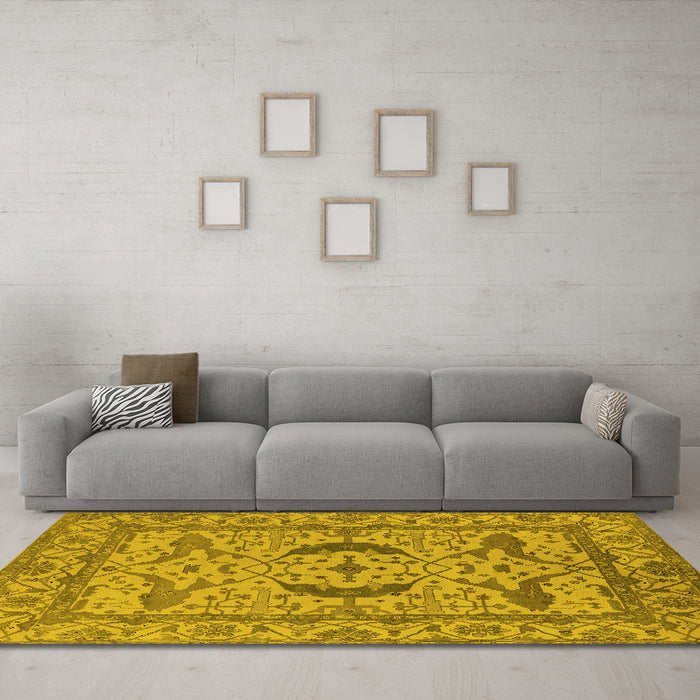 Machine Washable Oriental Yellow Industrial Rug in a Living Room, wshurb1652yw