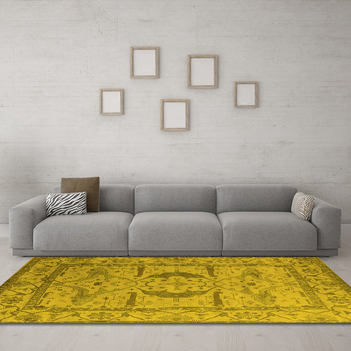Machine Washable Oriental Yellow Industrial Rug in a Living Room, wshurb1655yw