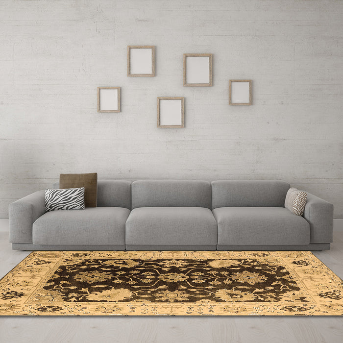 Machine Washable Oriental Brown Industrial Rug in a Living Room,, wshurb1658brn