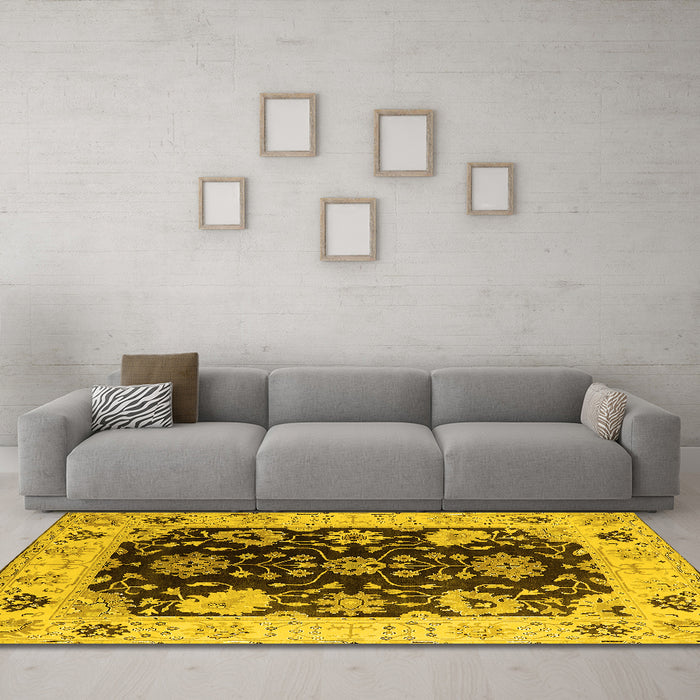 Machine Washable Oriental Yellow Industrial Rug in a Living Room, wshurb1658yw