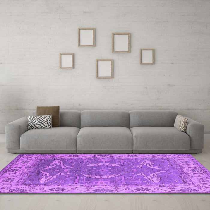 Machine Washable Oriental Purple Industrial Area Rugs in a Living Room, wshurb1660pur