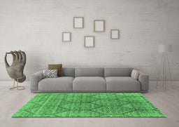 Machine Washable Oriental Emerald Green Industrial Area Rugs in a Living Room,, wshurb1662emgrn